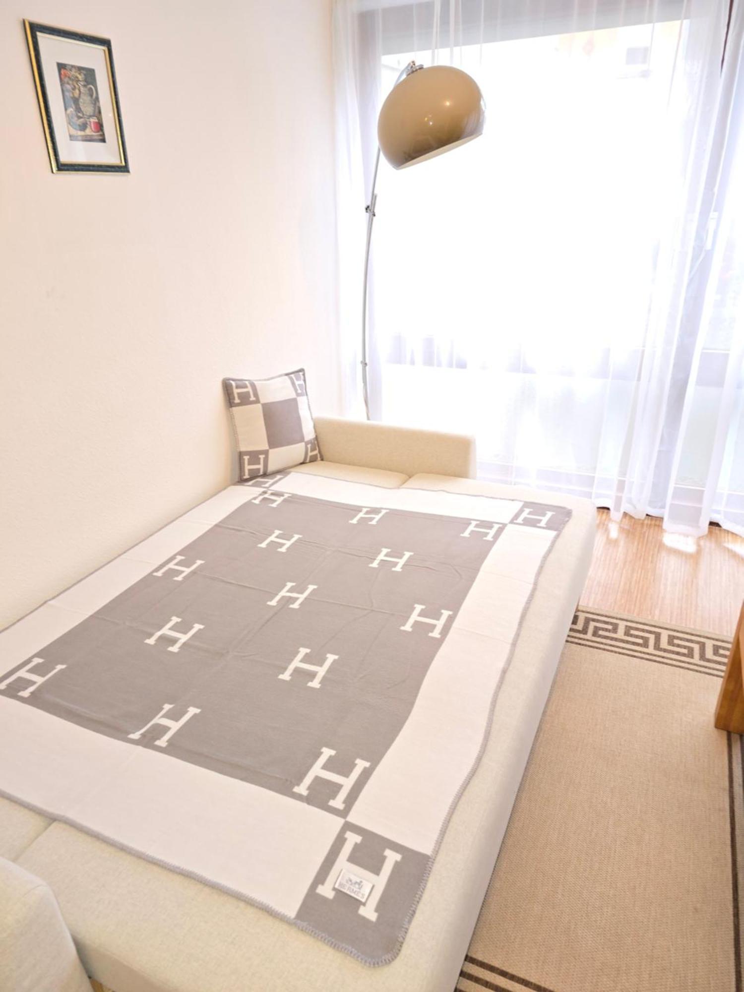 Apartment Studio Apartment Stuttgart