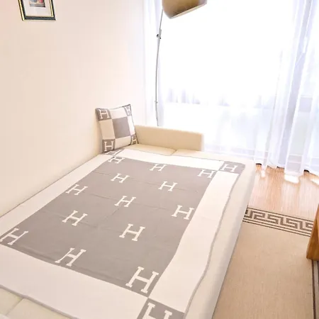 Studio Apartment Stuttgart Exterior foto